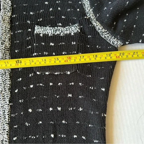 Neiman Marcus M Black White Open Cardigan Sweater - Picture 11 of 15